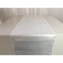 Chemin de table satin blanc