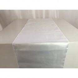Chemin de table satin blanc