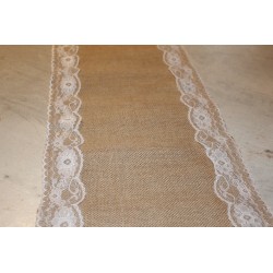 Chemin de table en jute
