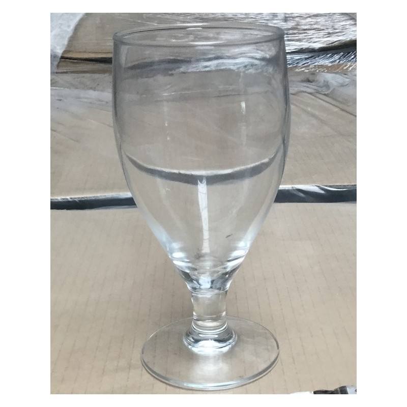 Verre a pied 30cl cervoise