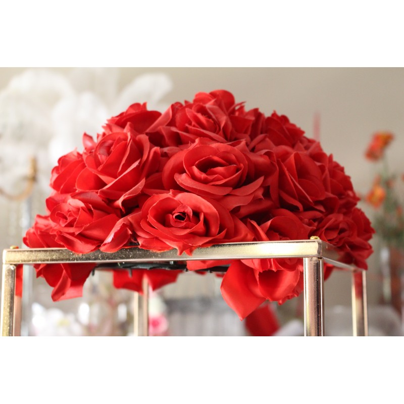 Demi boule de fleur rouge