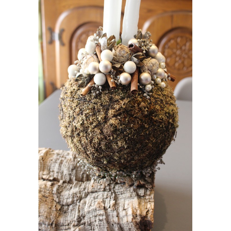 Décoration œuf bois