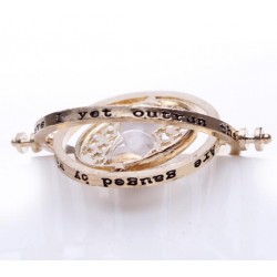 Collier retourneur de temps