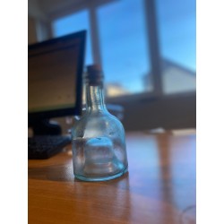 Bouteille avec bouchon