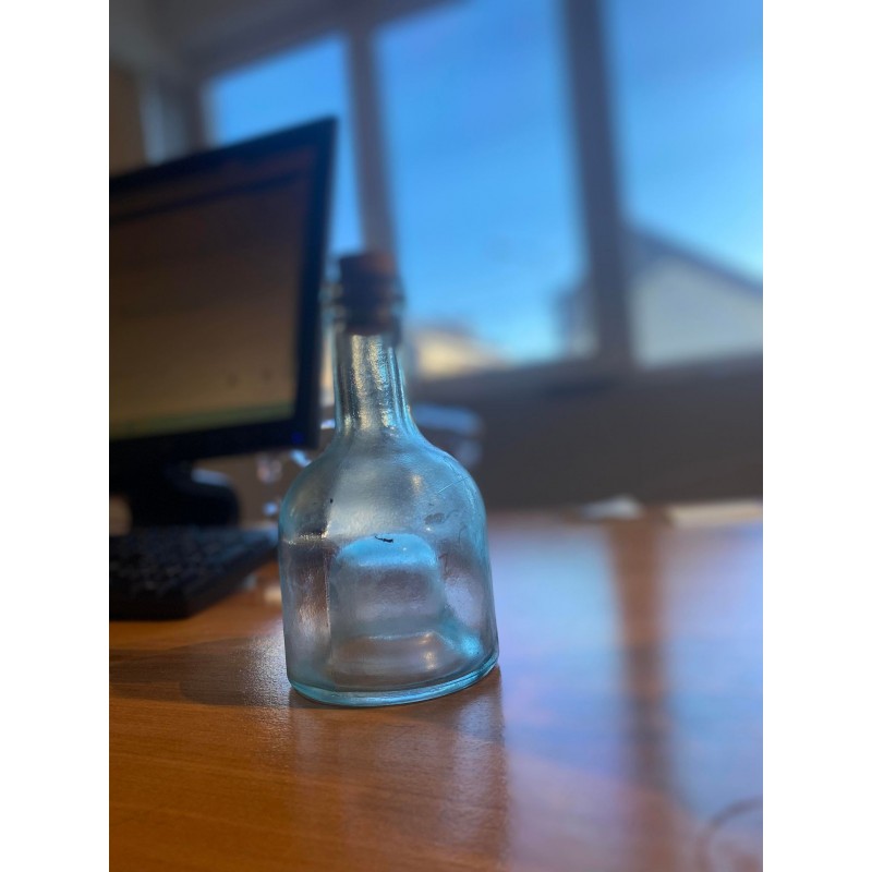 Bouteille avec bouchon