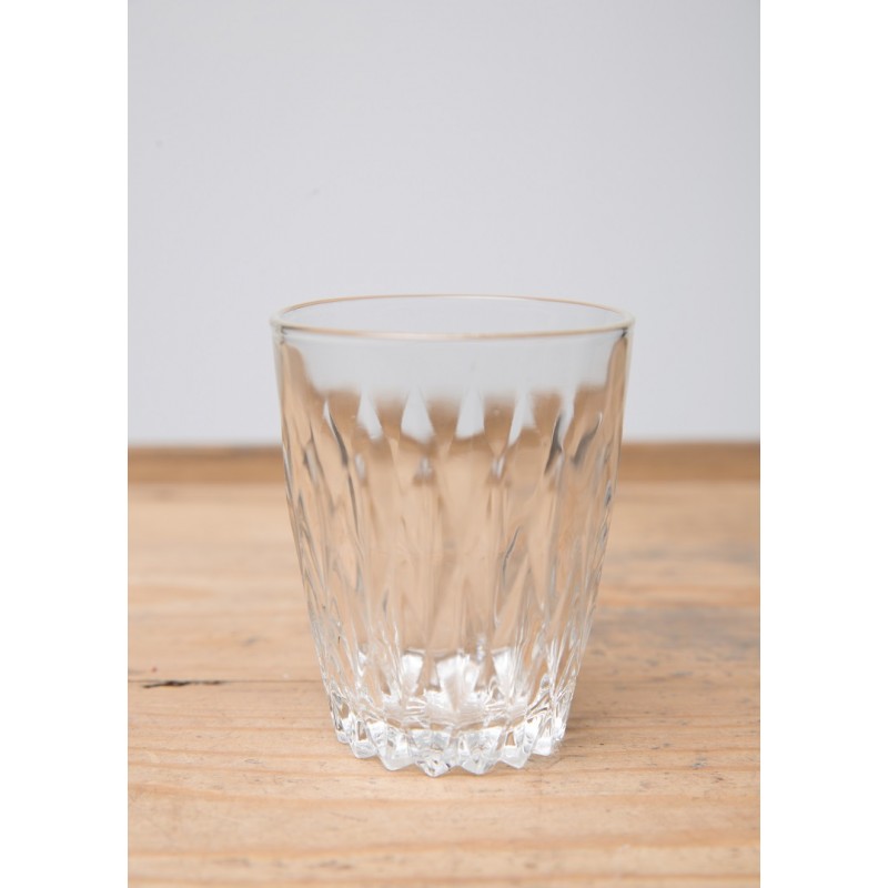 Location de verres à eau anciens vintage